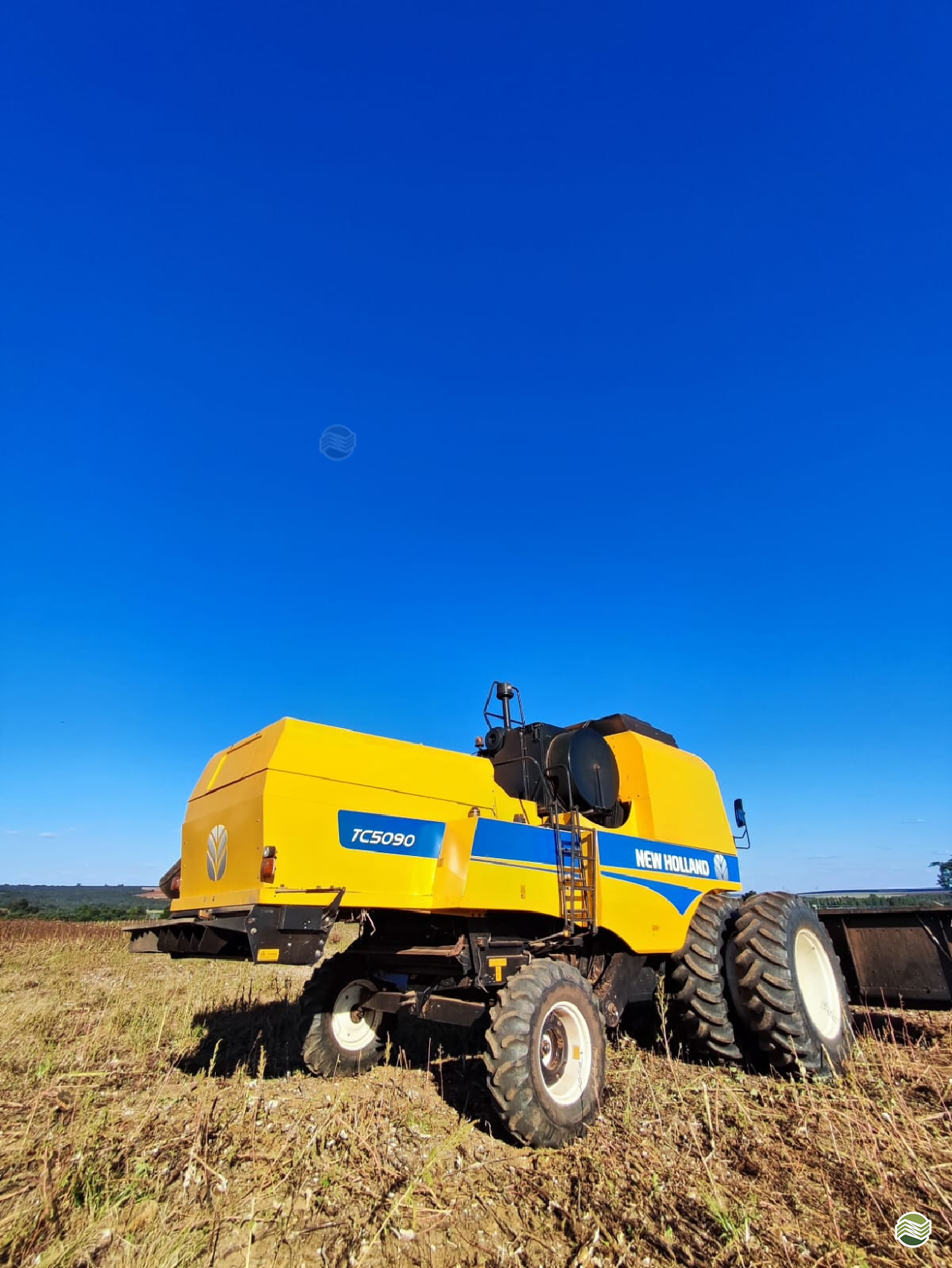 COLHEITADEIRA NEW HOLLAND TC 5090 Luizinho Tratores ITUVERAVA SÃO PAULO SP